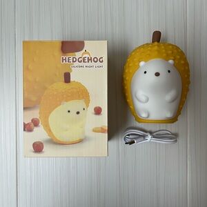 NWT Hedgehog Durian Silicone Night Light